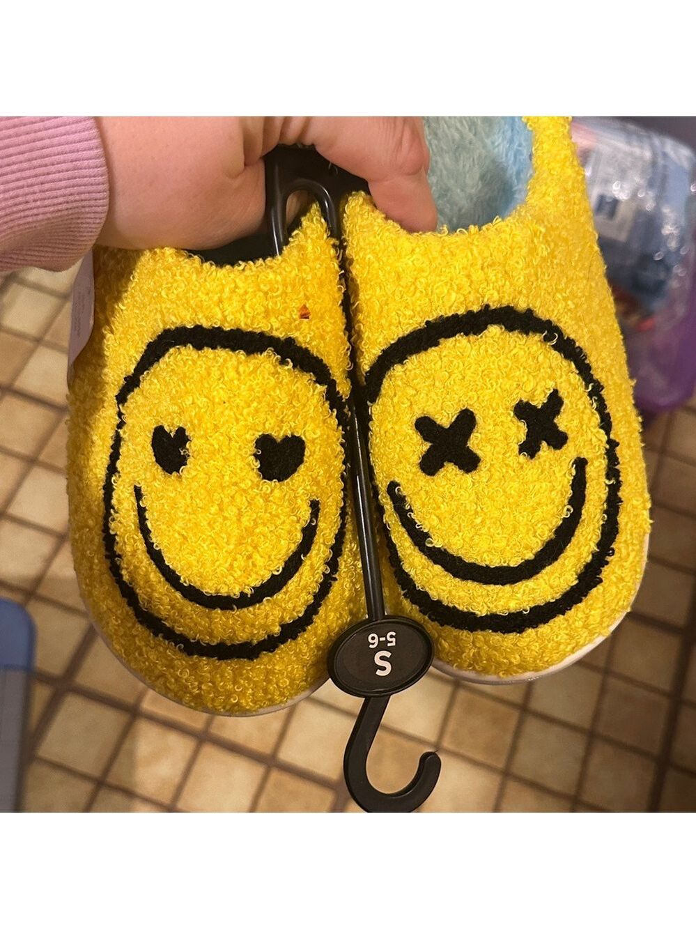 Cozy Yellow Smiley Face Womens Slippers - Picture 4 of 10